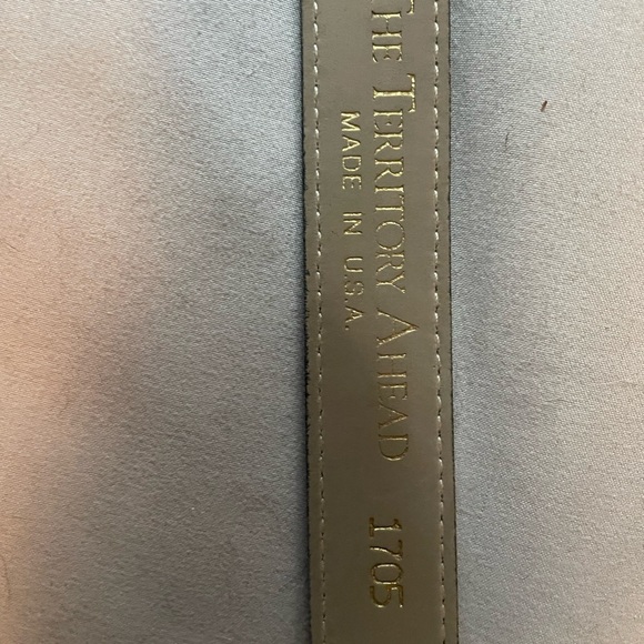 Black Leather Belt - Picture 7 of 10